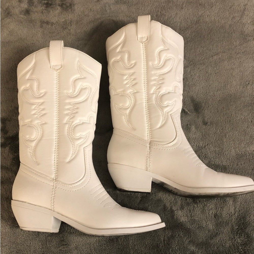 Soda Reno Women Western Cowboy Pointed Toe Knee High Pull On Tabs Boots